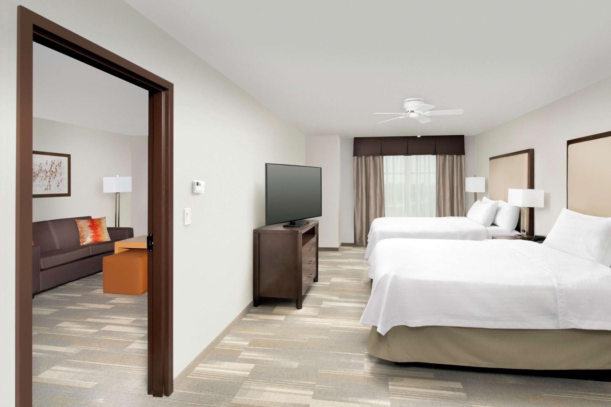 Homewood Suites By Hilton Kansas City Speedway Buitenkant foto