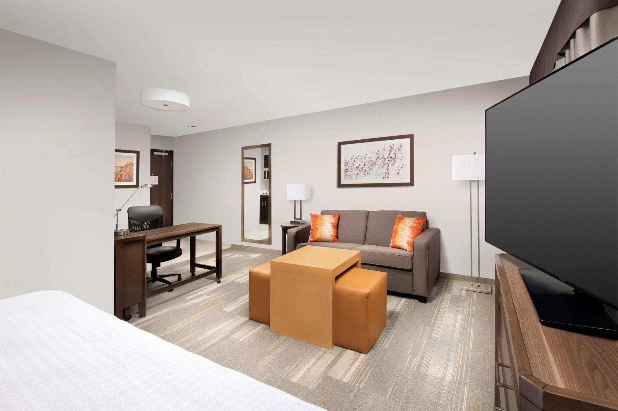 Homewood Suites By Hilton Kansas City Speedway Buitenkant foto