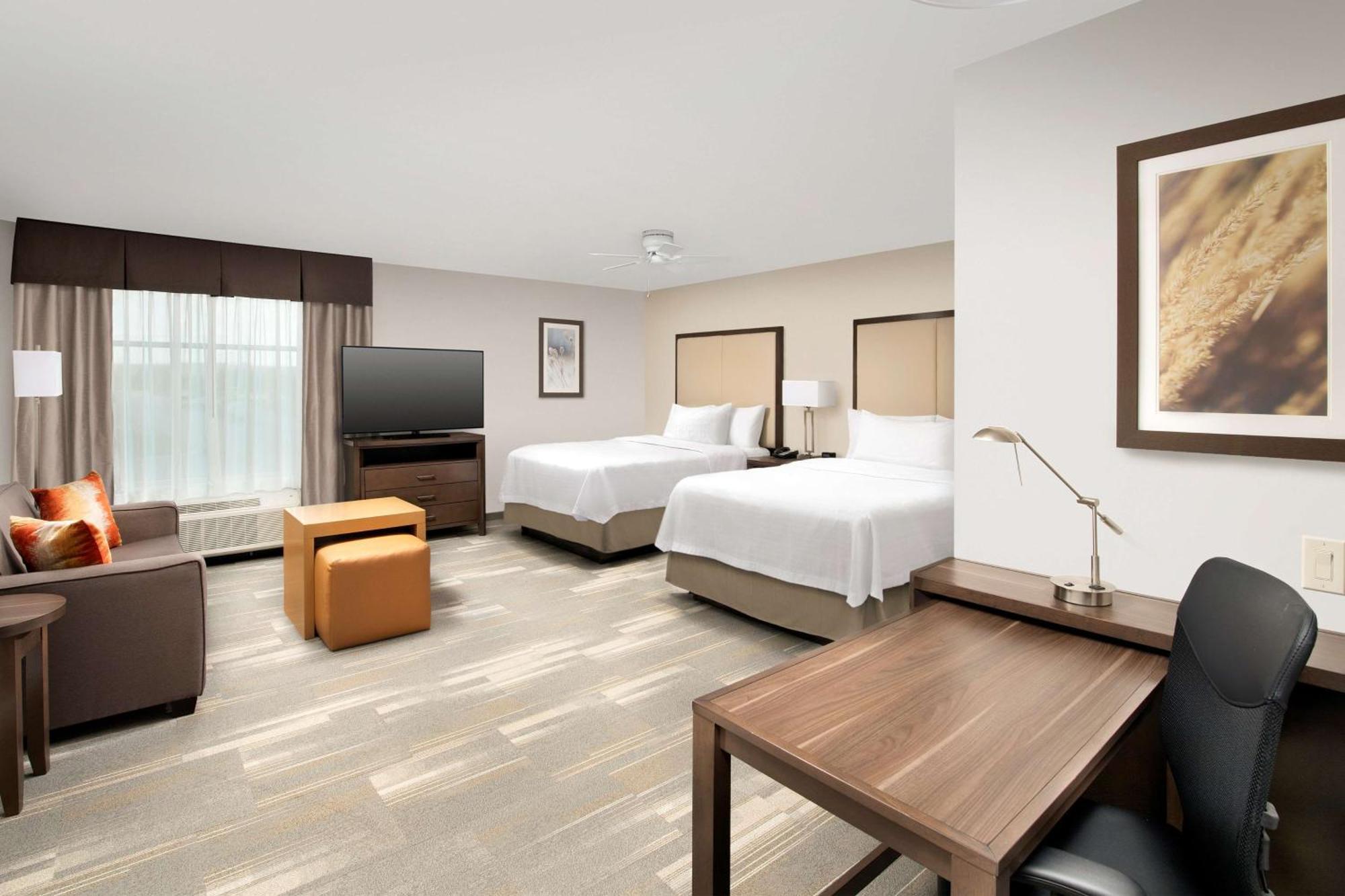 Homewood Suites By Hilton Kansas City Speedway Buitenkant foto