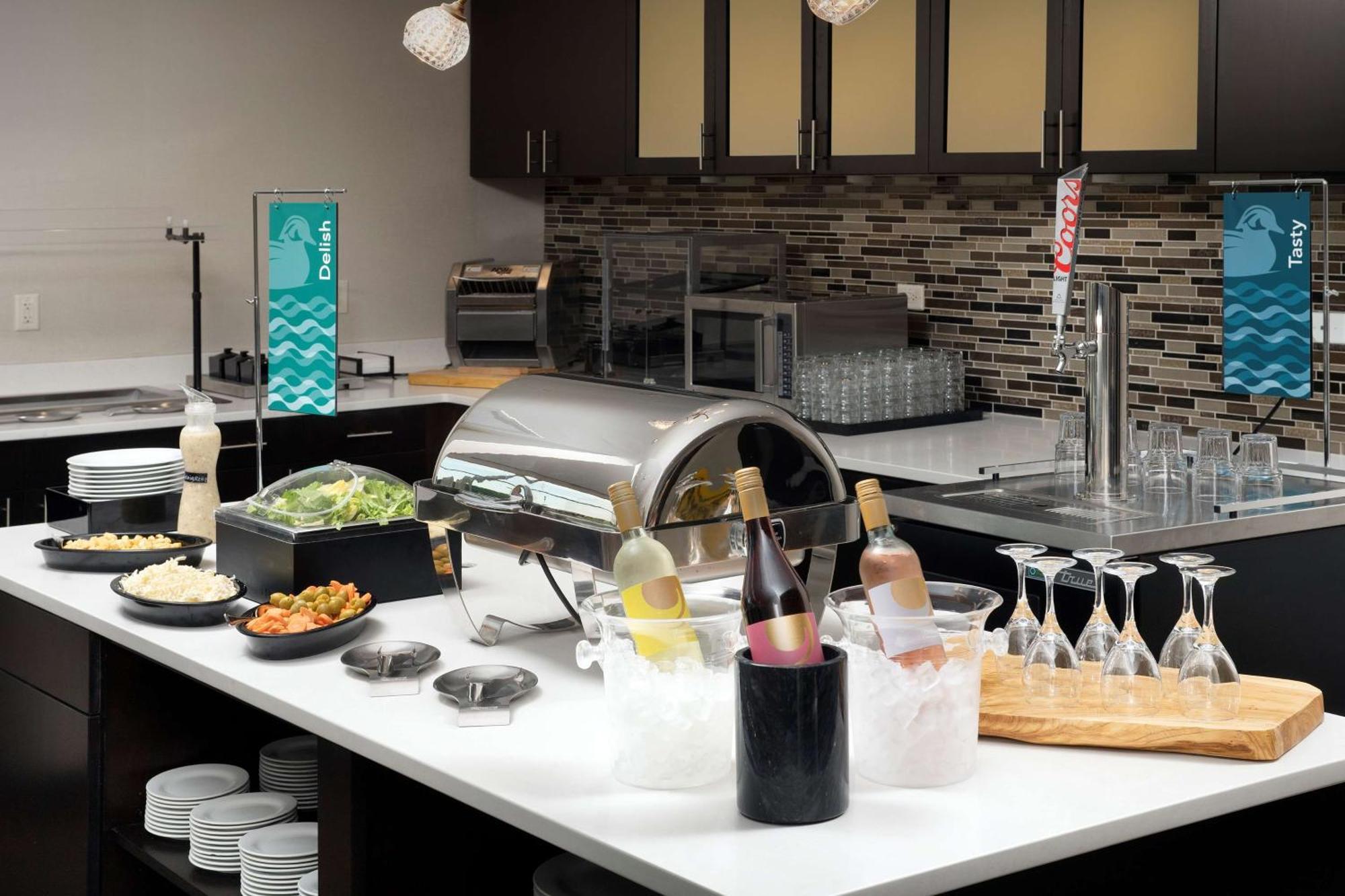 Homewood Suites By Hilton Kansas City Speedway Buitenkant foto