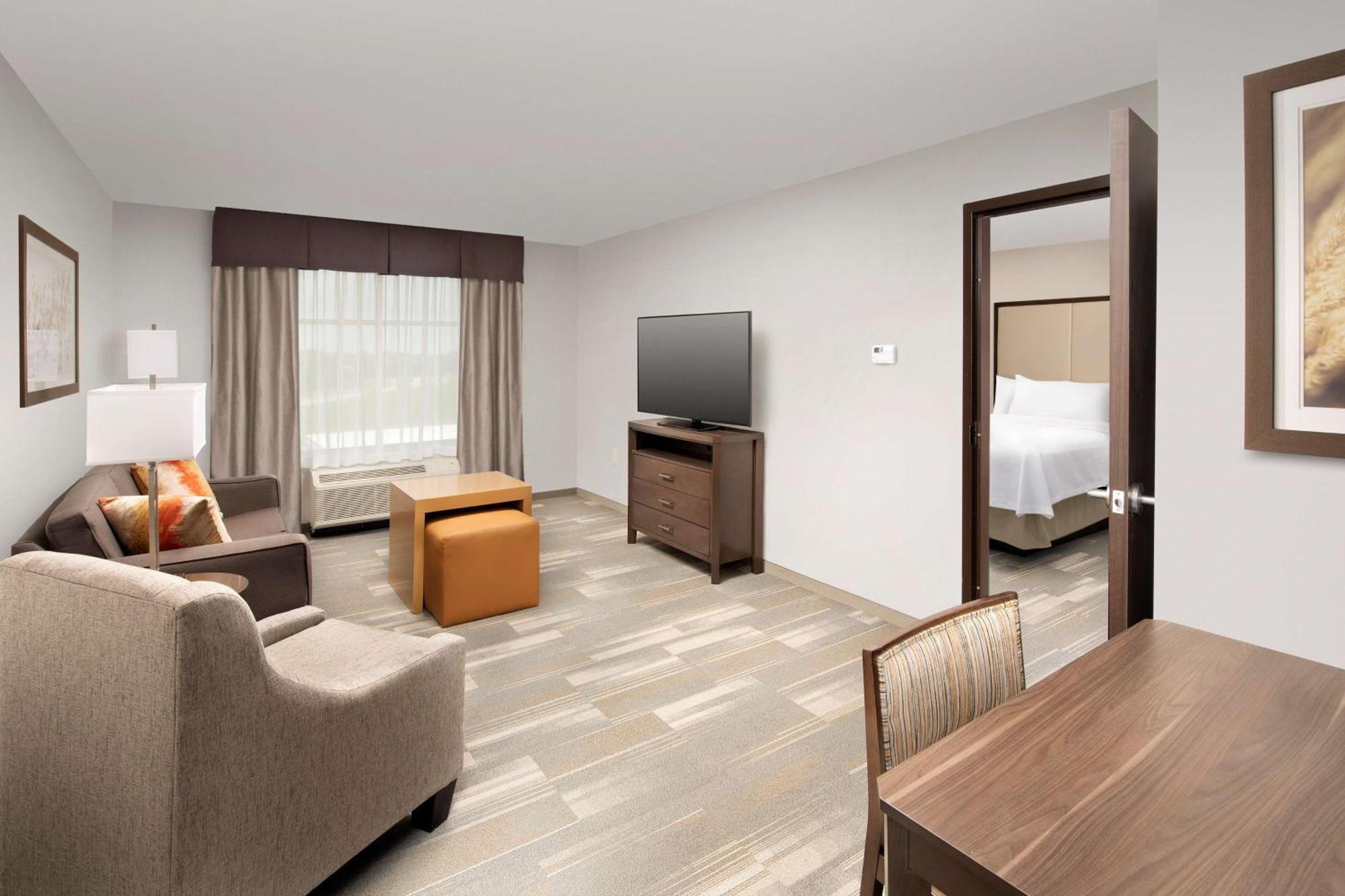 Homewood Suites By Hilton Kansas City Speedway Buitenkant foto